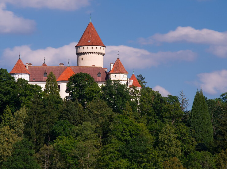 Pohled na zámek Konopiště