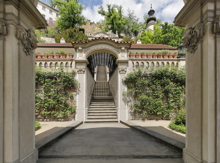 Zahrady pod Pražským hradem