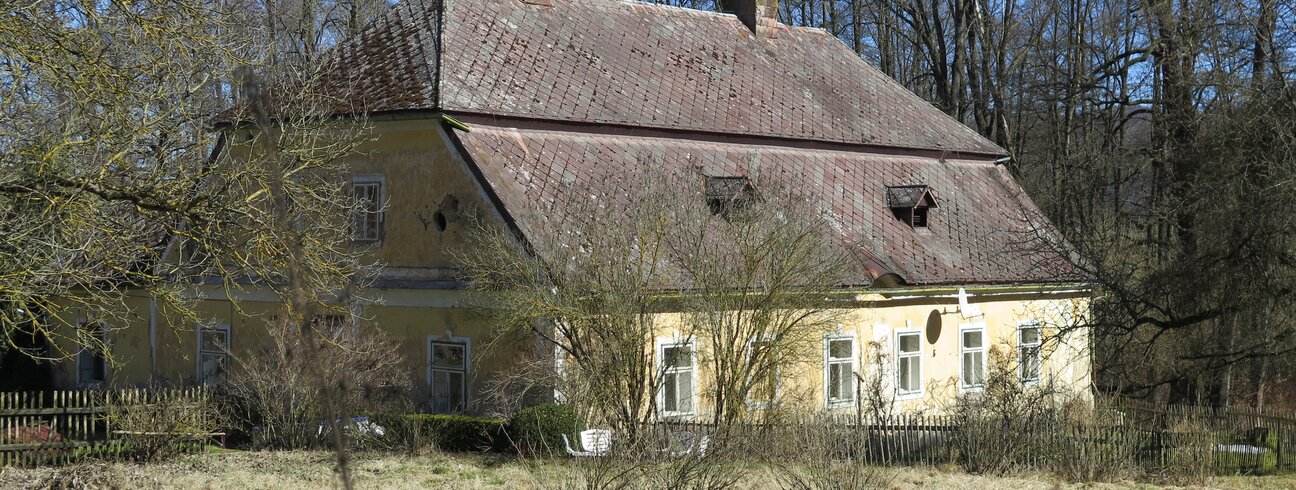 Lučice u Chudenic, okres Klatovy, domek správce bažantnice na černínském panství. Foto: Národní památkový ústav