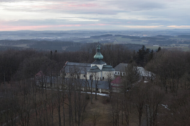 Poutní místo na Křemešníku, kostel Nejsvětější Trojice
